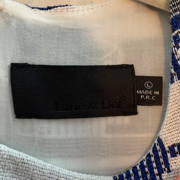 Line and dot blue pattern crop top - Picture 2 of 4